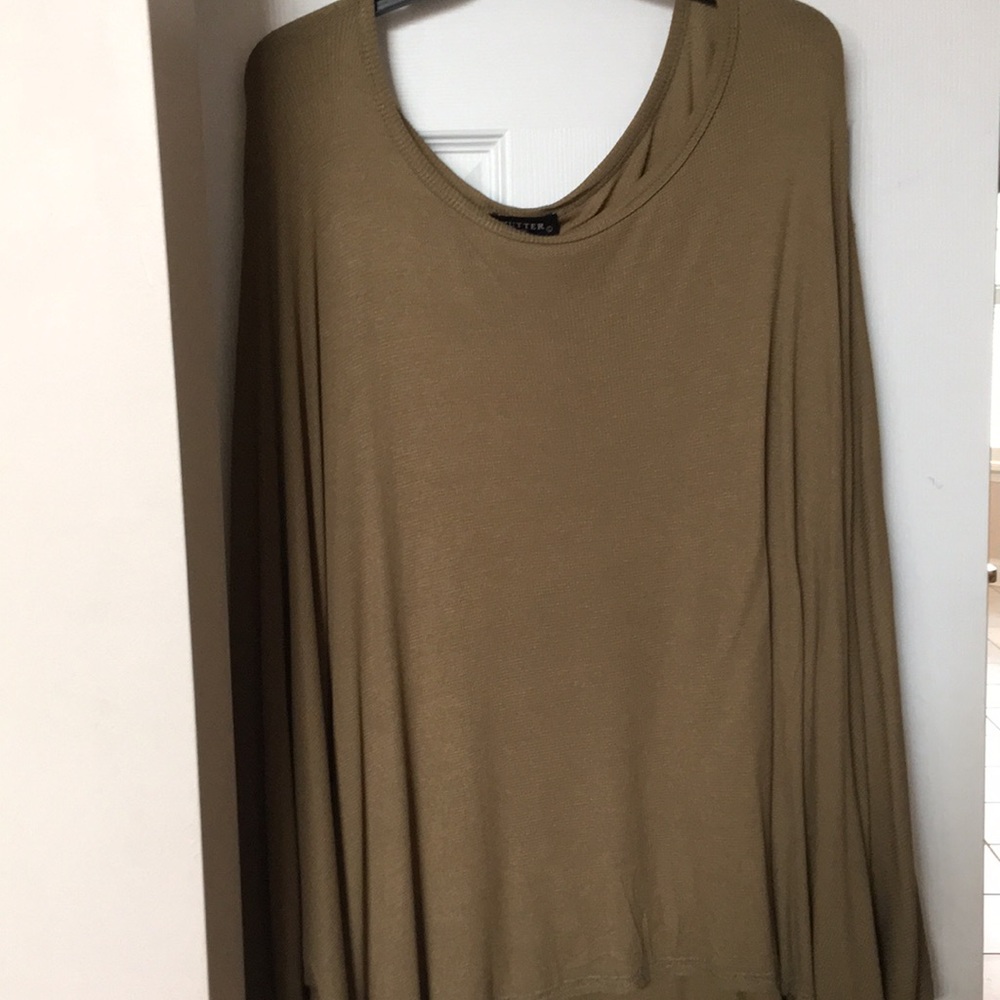 Zutter USA batwing top size large